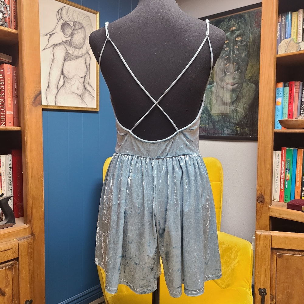 Rue21 Velour Low Back Spaghetti Strap Romper Size M - Picture 6 of 10